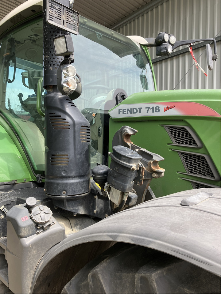 Fendt 718 Vario Profi Plus - Traktor: foto 5 Fendt 718 Vario Profi Plus - Traktor: foto 5