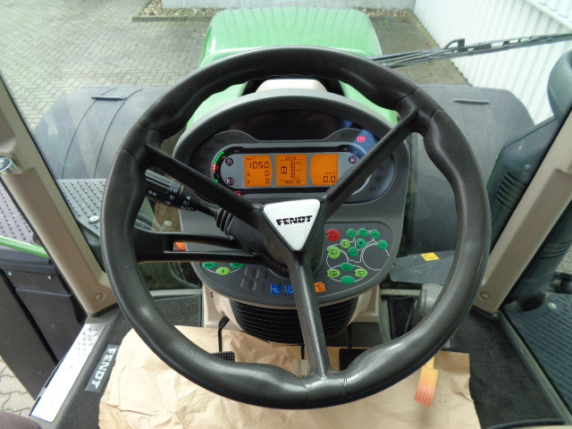 Fendt 720 Vario S4 Power - Traktor: foto 2 Fendt 720 Vario S4 Power - Traktor: foto 2
