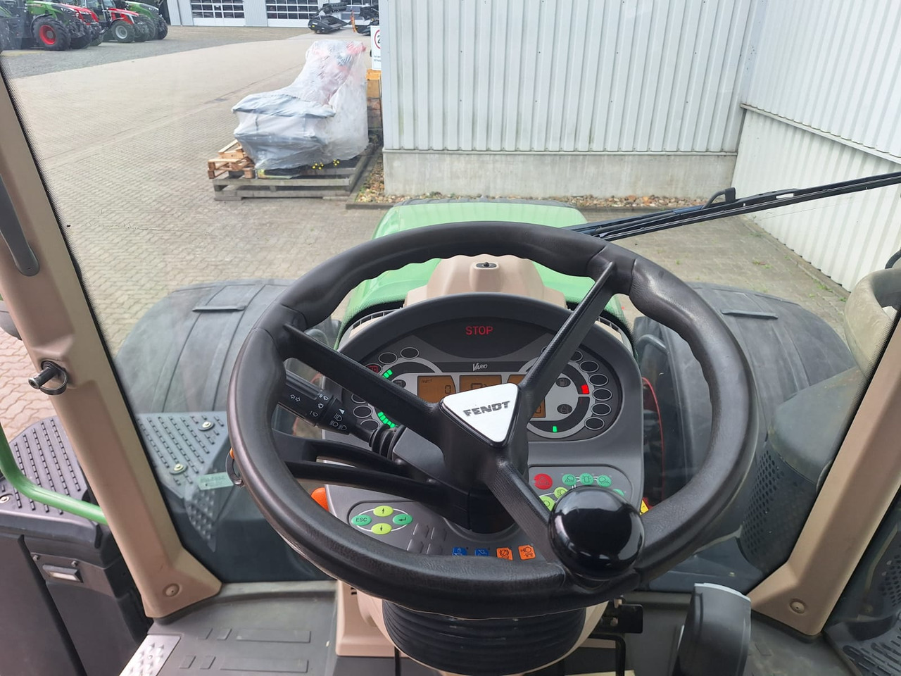 Fendt 720 Vario SCR Profi - Traktor: foto 3 Fendt 720 Vario SCR Profi - Traktor: foto 3