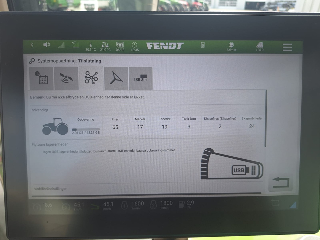 Fendt 724 Vario Gen6 Profi Setting2 - Traktor: foto 2 Fendt 724 Vario Gen6 Profi Setting2 - Traktor: foto 2