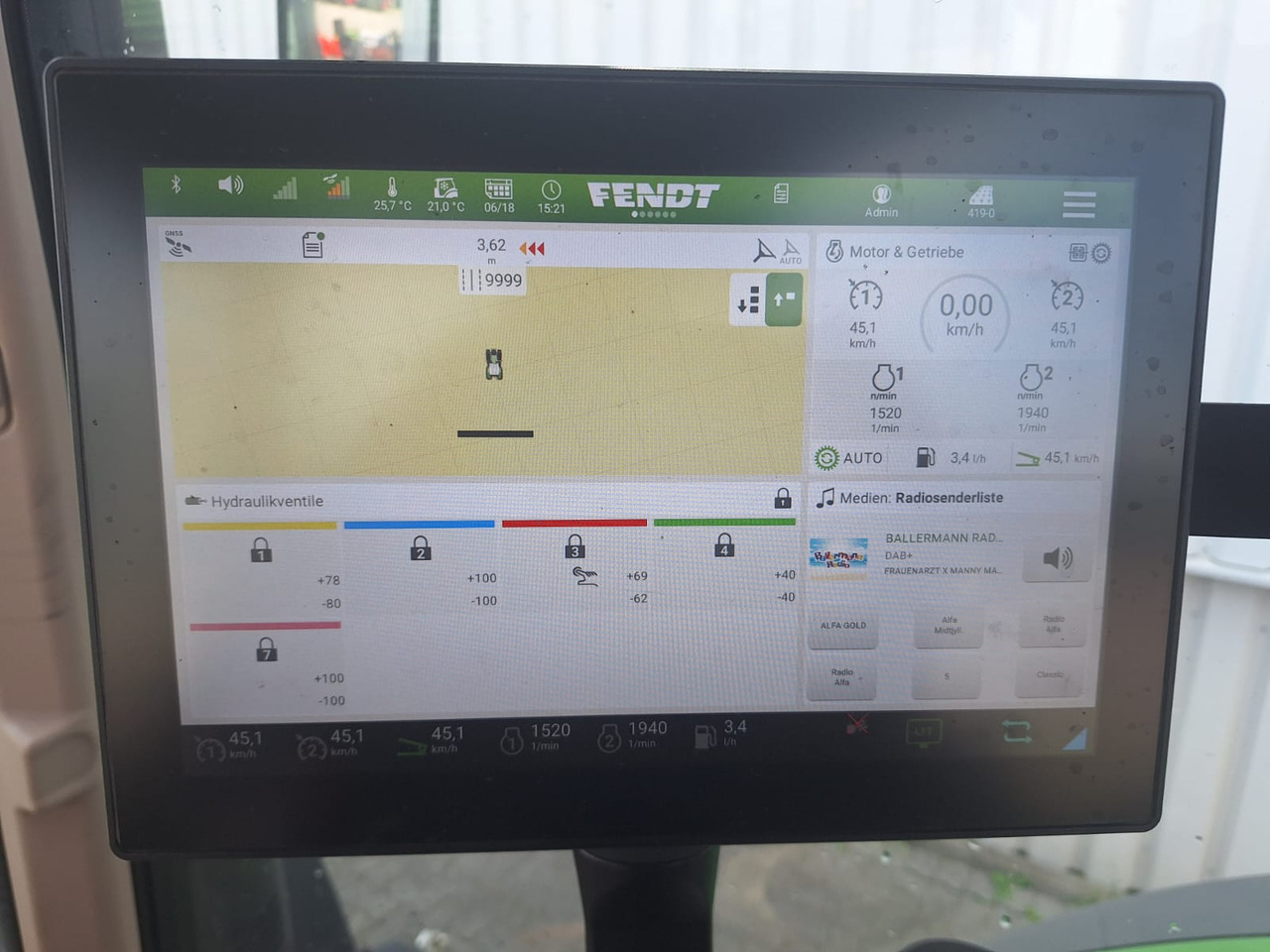 Fendt 724 Vario Gen6 Profi Setting2 - Traktor: foto 4 Fendt 724 Vario Gen6 Profi Setting2 - Traktor: foto 4