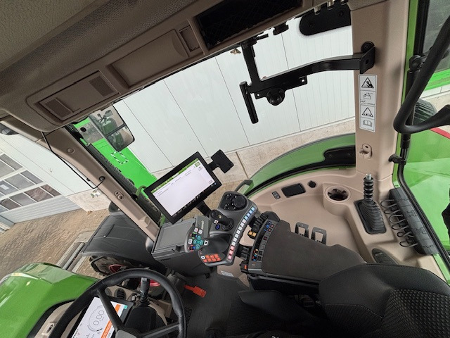Fendt 724 Vario Gen7 Power Setting2 - Traktor: foto 3 Fendt 724 Vario Gen7 Power Setting2 - Traktor: foto 3