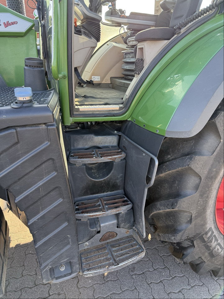 Fendt 724 Vario S4 ProfiPlus - Traktor: foto 2 Fendt 724 Vario S4 ProfiPlus - Traktor: foto 2