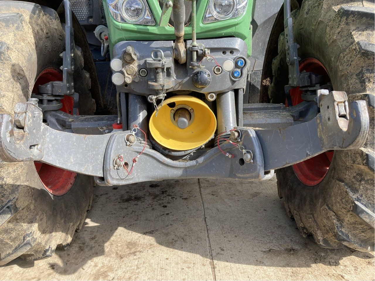 Fendt 724 Vario SCR - Traktor: foto 3 Fendt 724 Vario SCR - Traktor: foto 3