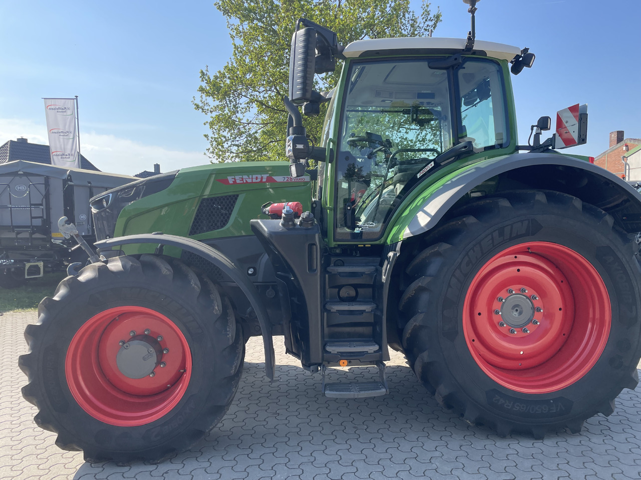 Fendt 728 Vario Gen7 Profi Setting2 - Traktor: foto 1 Fendt 728 Vario Gen7 Profi Setting2 - Traktor: foto 1