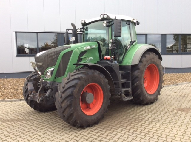 Fendt 824 Vario S4 Profi - Traktor: foto 1 Fendt 824 Vario S4 Profi - Traktor: foto 1