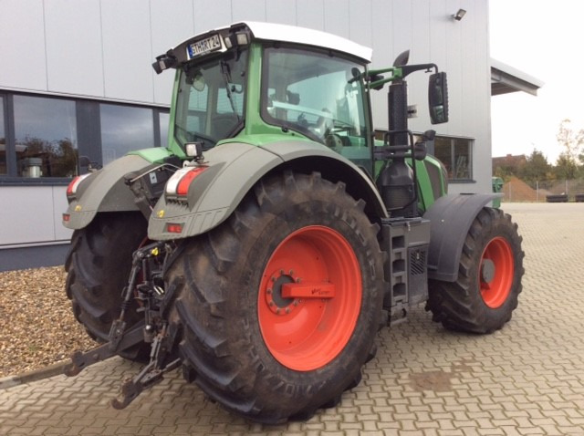 Fendt 824 Vario S4 Profi - Traktor: foto 5 Fendt 824 Vario S4 Profi - Traktor: foto 5