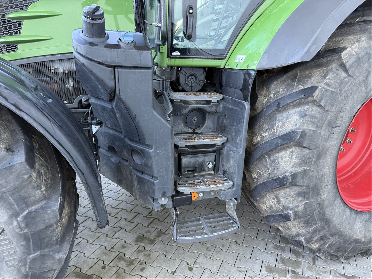 Fendt 828 Vario ProfiPlus Motor NEU - Traktor: foto 3 Fendt 828 Vario ProfiPlus Motor NEU - Traktor: foto 3