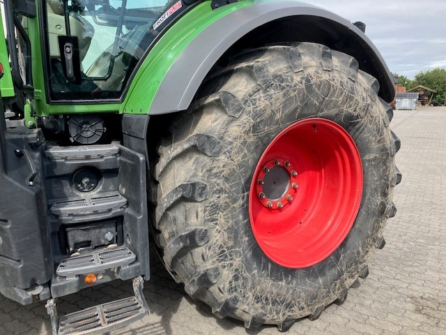 Fendt 828 Vario S4 ProfiPlus - Traktor: foto 4 Fendt 828 Vario S4 ProfiPlus - Traktor: foto 4