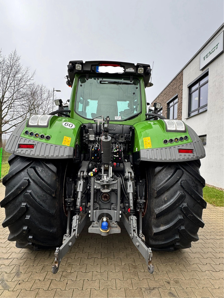 Fendt 933 Vario Gen6 Profi Plus - Traktor: foto 5 Fendt 933 Vario Gen6 Profi Plus - Traktor: foto 5