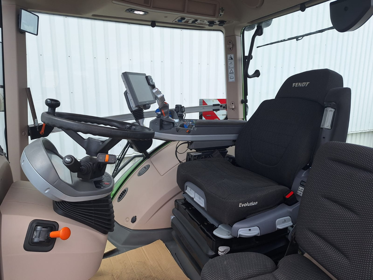 Fendt 942 Vario Gen6 ProfiPlus - Traktor: foto 5 Fendt 942 Vario Gen6 ProfiPlus - Traktor: foto 5