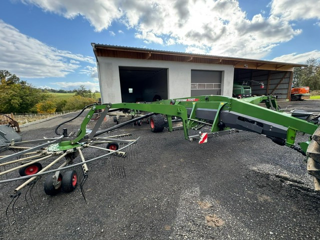 Fendt Former 14055 PRO - Barkthyese/ Shkundës bari: foto 3 Fendt Former 14055 PRO - Barkthyese/ Shkundës bari: foto 3