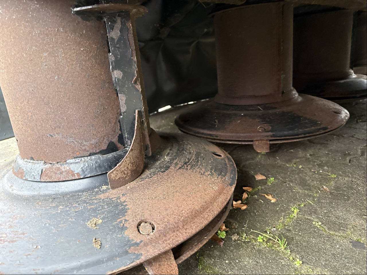 Fendt Frontmähwerk Cutter 2940 FPV - Korrëse bari: foto 3 Fendt Frontmähwerk Cutter 2940 FPV - Korrëse bari: foto 3