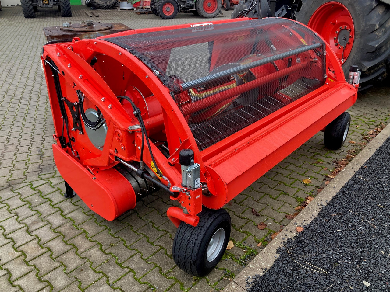 Fendt Katana 650 Gen3 - 28 Messer - Makinë korrëse: foto 3 Fendt Katana 650 Gen3 - 28 Messer - Makinë korrëse: foto 3