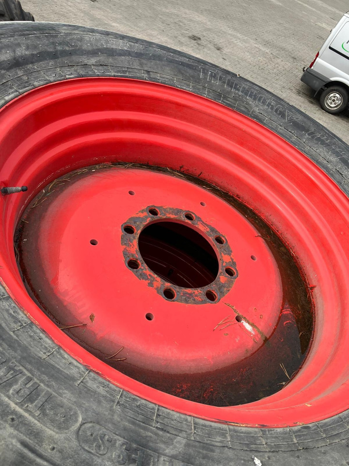 Fendt Räder Rasenbereifung - Goma dhe bandazhe: foto 2 Fendt Räder Rasenbereifung - Goma dhe bandazhe: foto 2