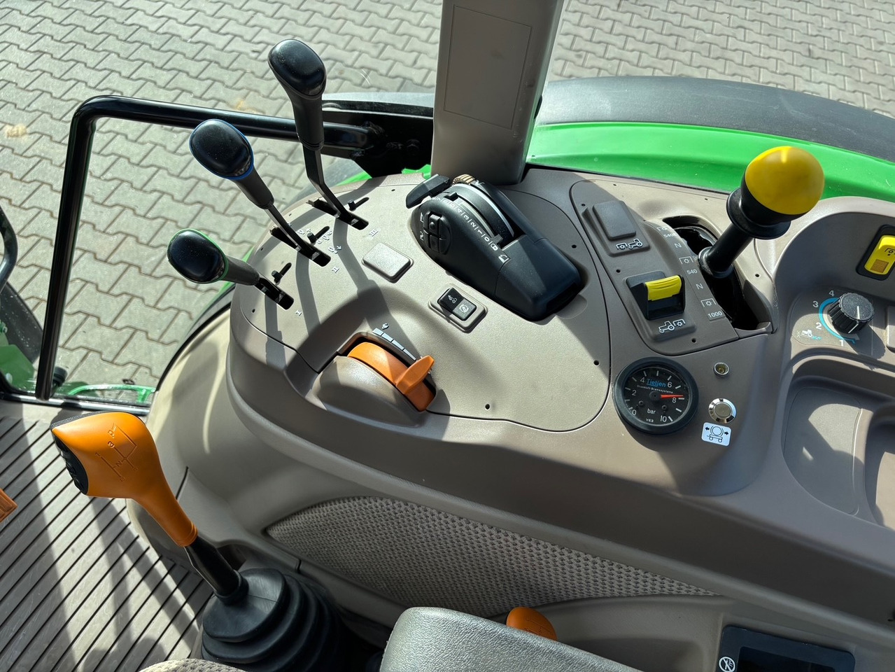 John Deere 5090 M - Traktor: foto 3 John Deere 5090 M - Traktor: foto 3