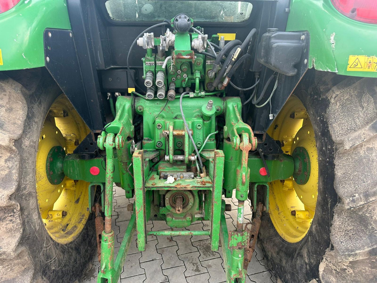 John Deere 5100 R - Traktor: foto 4 John Deere 5100 R - Traktor: foto 4