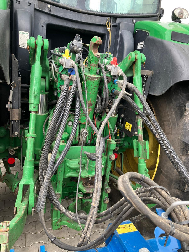 John Deere 6150R - Traktor: foto 3 John Deere 6150R - Traktor: foto 3