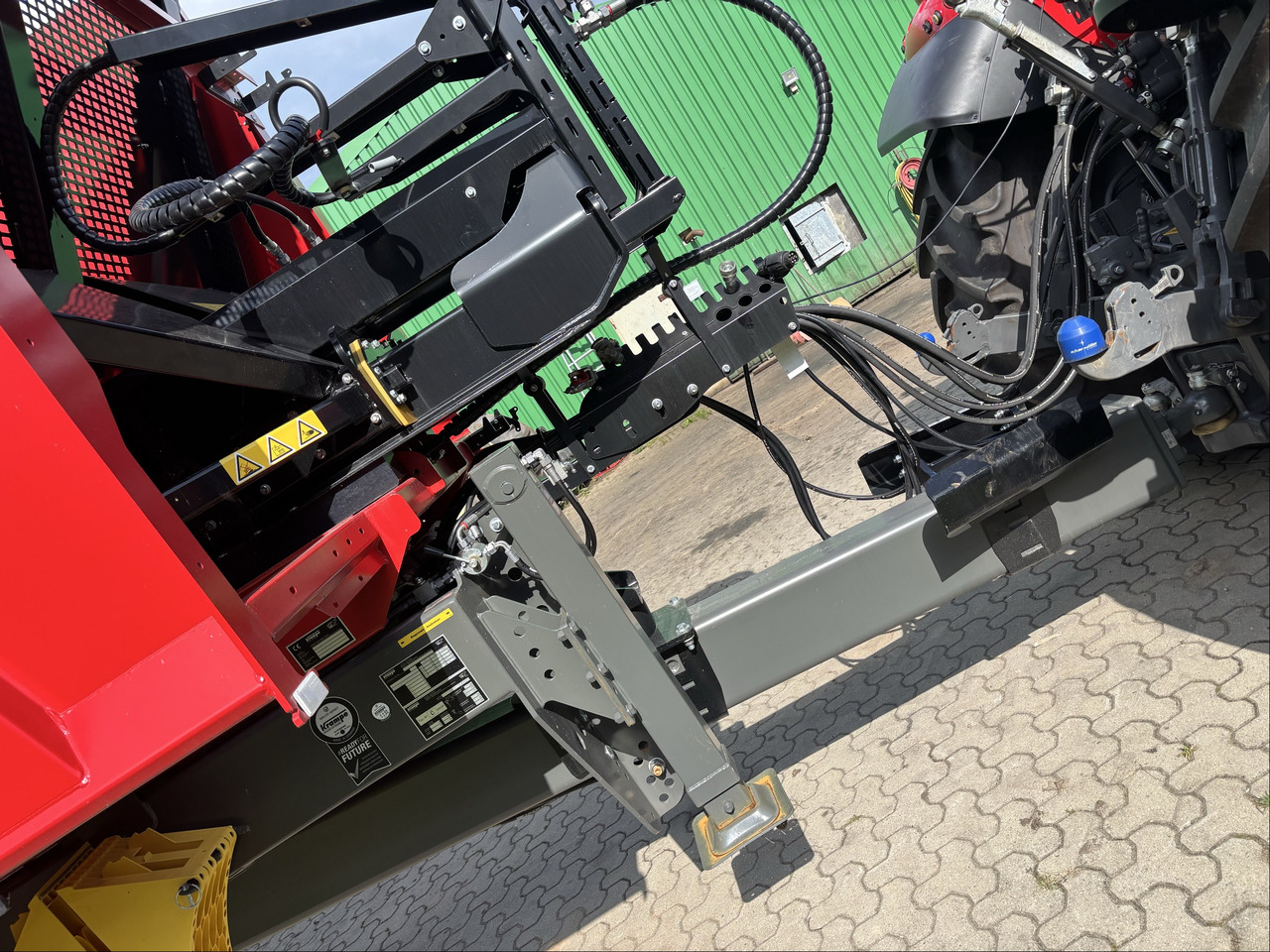 Krampe Ram Body 750 - Kamion vetëshkarkues: foto 3 Krampe Ram Body 750 - Kamion vetëshkarkues: foto 3