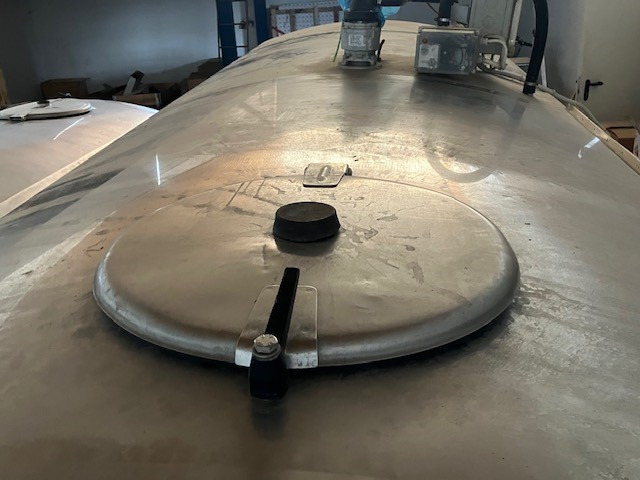 Kühltank 6000l - Pajisje blegtorale: foto 3 Kühltank 6000l - Pajisje blegtorale: foto 3