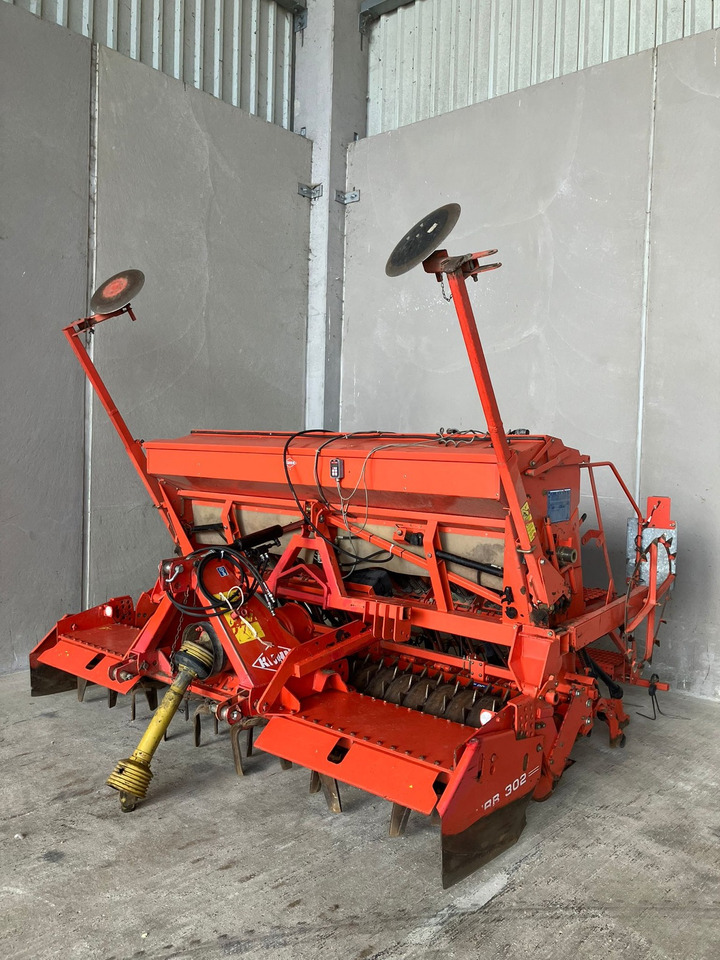 Kuhn Drillmaschinen - Mbjellëse në radhë: foto 1 Kuhn Drillmaschinen - Mbjellëse në radhë: foto 1