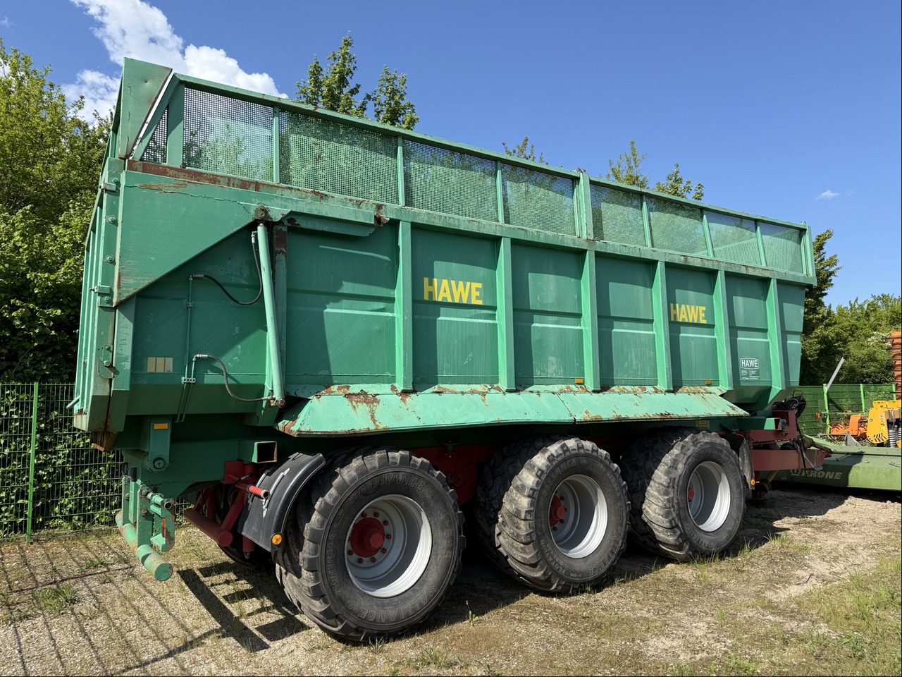 Hawe ULW 3000 Kipper MK 30 Wechselbrücke - Makineri bujqësore: foto 4 Hawe ULW 3000 Kipper MK 30 Wechselbrücke - Makineri bujqësore: foto 4
