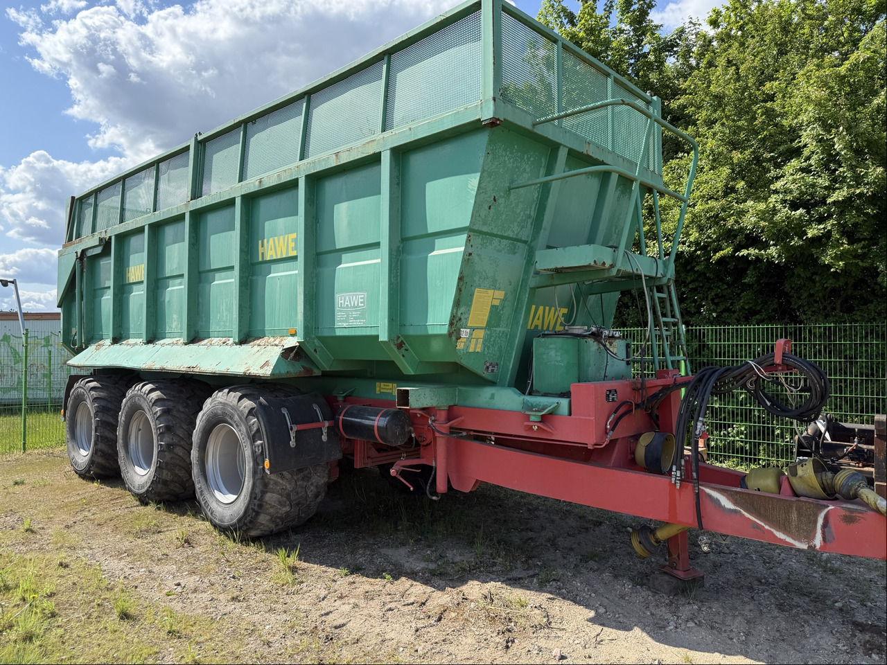 Hawe ULW 3000 Kipper MK 30 Wechselbrücke - Makineri bujqësore: foto 5 Hawe ULW 3000 Kipper MK 30 Wechselbrücke - Makineri bujqësore: foto 5