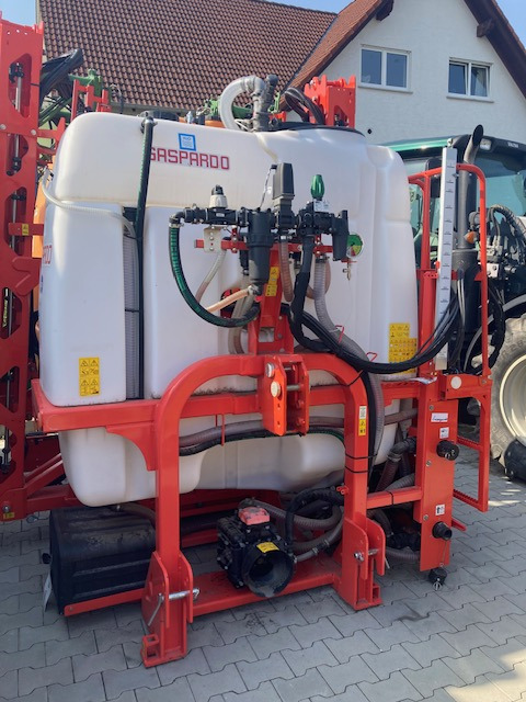 Maschio TEMPO 1201 Bravo - Spërkatës i montuar në traktor: foto 1 Maschio TEMPO 1201 Bravo - Spërkatës i montuar në traktor: foto 1