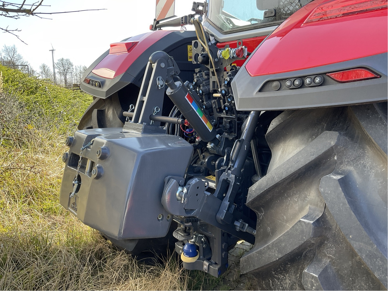 Massey Ferguson 8S.305 Dyna-VT EXCLUSIVE - Traktor: foto 3 Massey Ferguson 8S.305 Dyna-VT EXCLUSIVE - Traktor: foto 3