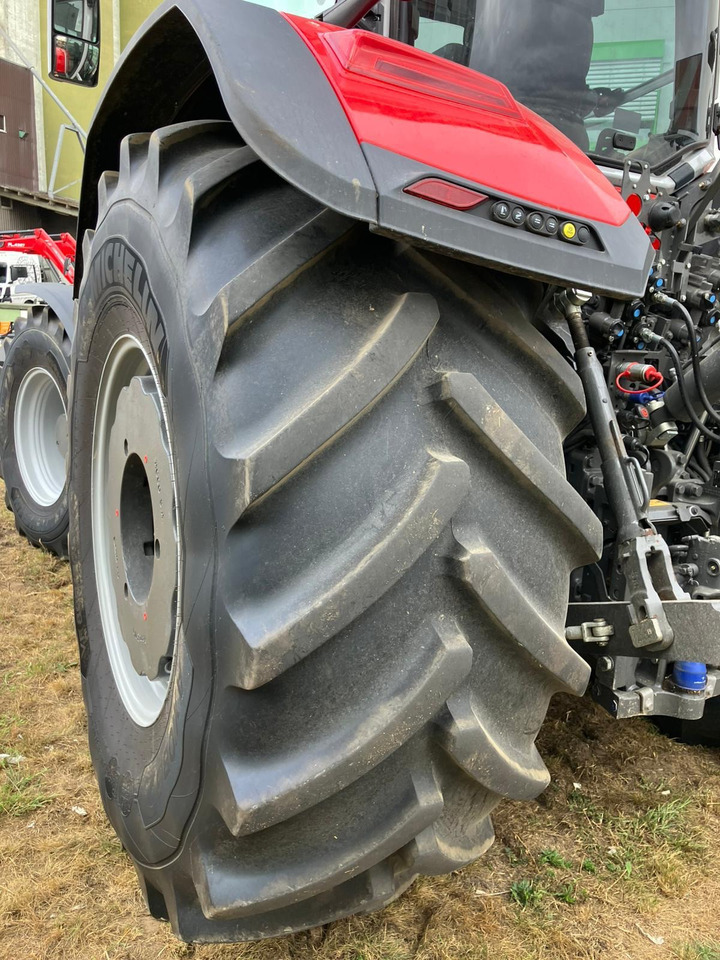 Massey Ferguson 8S.305 Dyna-VT EXCLUSIVE - Traktor: foto 2 Massey Ferguson 8S.305 Dyna-VT EXCLUSIVE - Traktor: foto 2