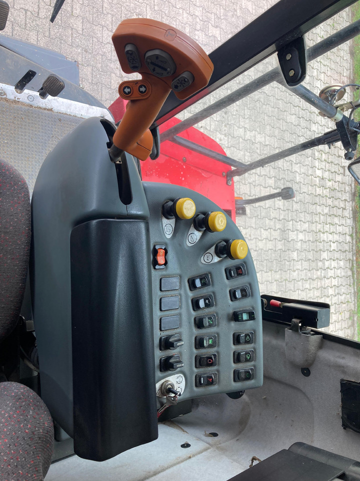 Autokombajnë Massey Ferguson Beta 7260: foto 6 Autokombajnë Massey Ferguson Beta 7260: foto 6