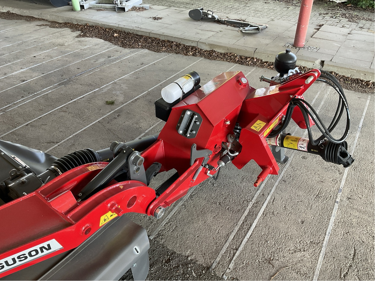 Massey Ferguson DM 316 TL-V - Korrëse bari: foto 3 Massey Ferguson DM 316 TL-V - Korrëse bari: foto 3