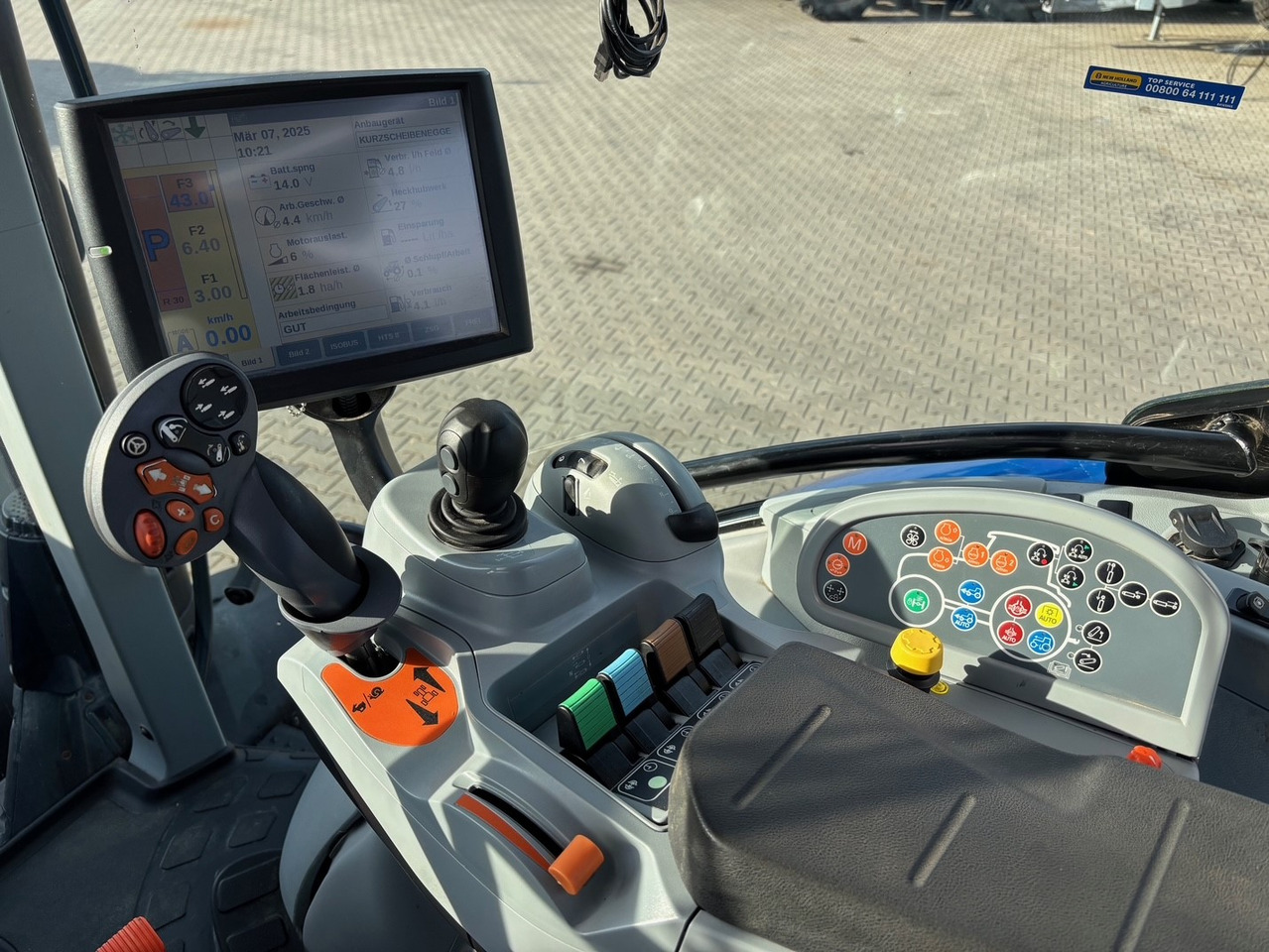 New Holland T 7.270 AC - Traktor: foto 3 New Holland T 7.270 AC - Traktor: foto 3