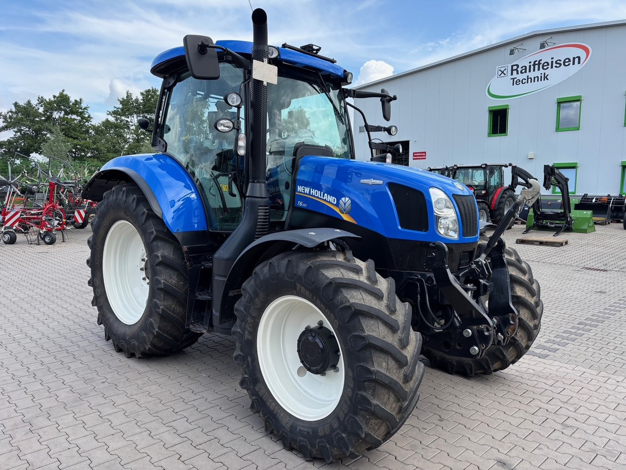 New Holland T6.140 Auto Command - Traktor: foto 1 New Holland T6.140 Auto Command - Traktor: foto 1