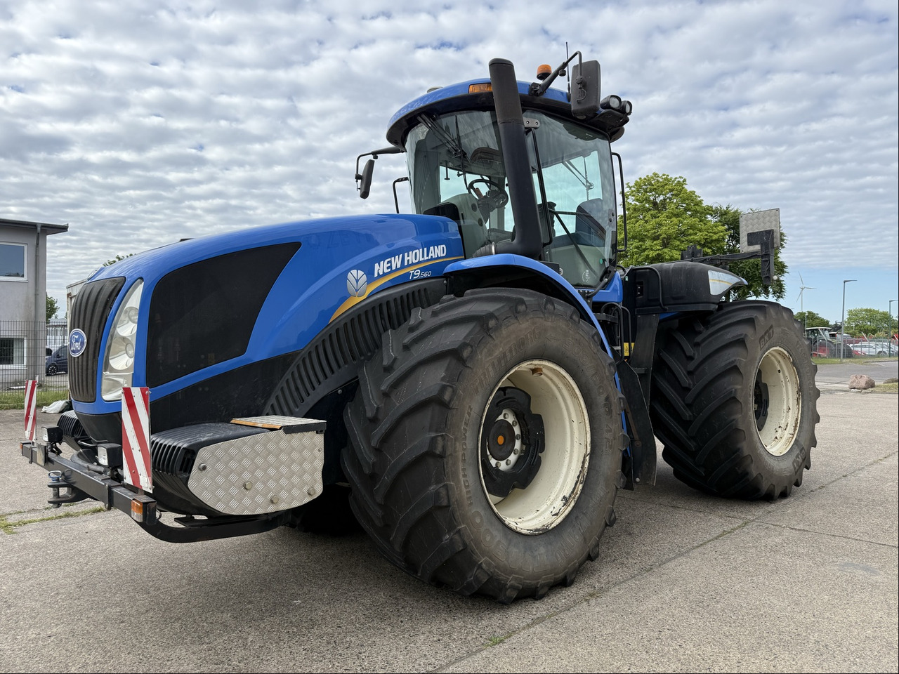 Traktor New Holland T9.560: foto 9