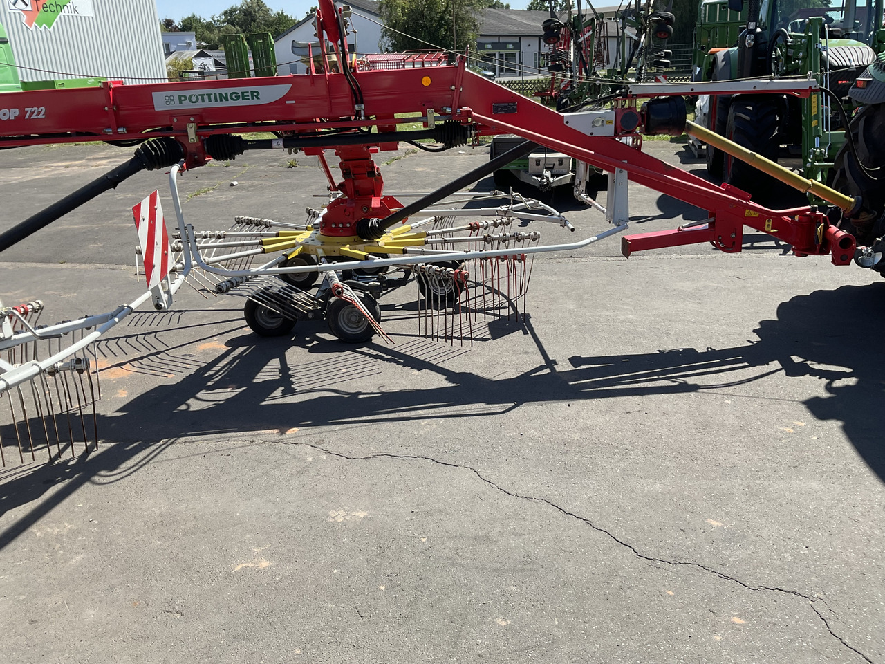 Pöttinger Top 722 Seitenschwader - Barkthyese/ Shkundës bari: foto 5 Pöttinger Top 722 Seitenschwader - Barkthyese/ Shkundës bari: foto 5