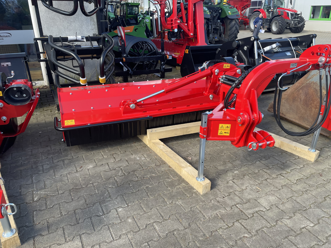 Tehnos Mulcher MB 220R PROFI LW - Trince: foto 1 Tehnos Mulcher MB 220R PROFI LW - Trince: foto 1