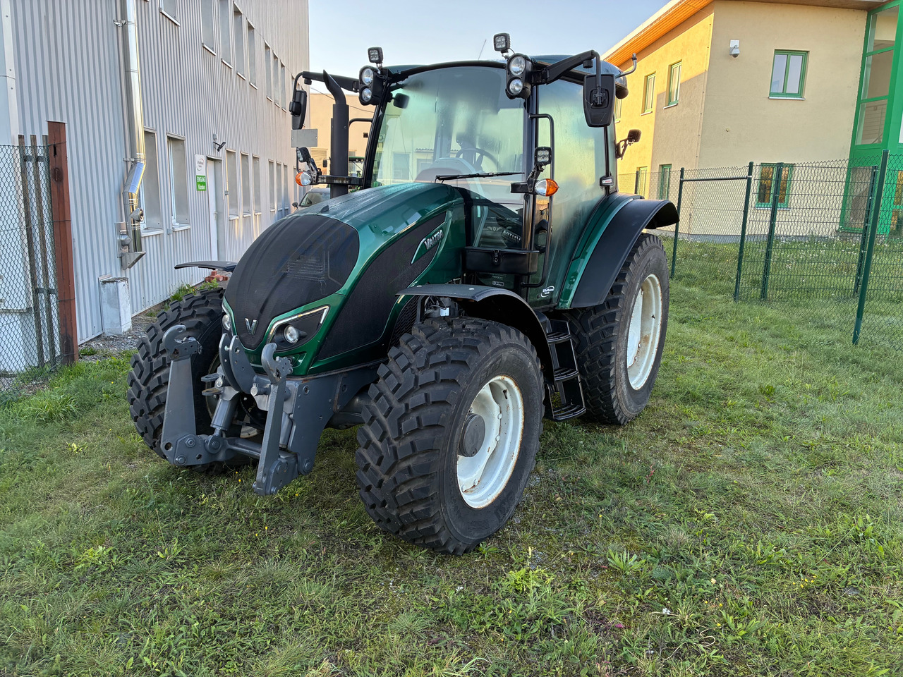 Valtra A114MH4 AC 71.5 - Traktor: foto 1 Valtra A114MH4 AC 71.5 - Traktor: foto 1