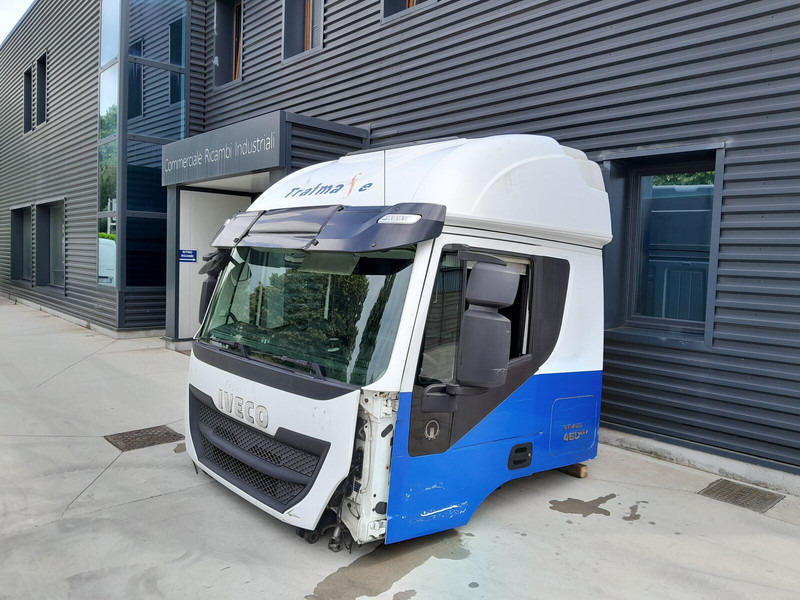 Iveco Stralis AT HI-ROAD - Kabina dhe interier për Kamioni: foto 3 Iveco Stralis AT HI-ROAD - Kabina dhe interier për Kamioni: foto 3