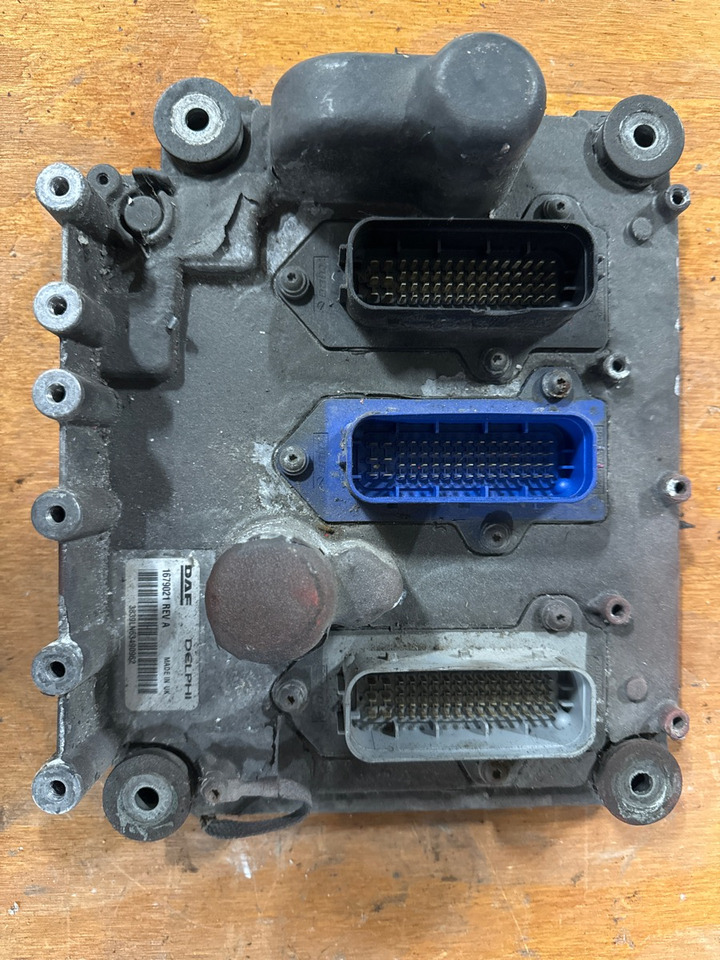 DAF ENGINE ECU 1679021 - Sistemi elektrik për Kamioni: foto 1 DAF ENGINE ECU 1679021 - Sistemi elektrik për Kamioni: foto 1