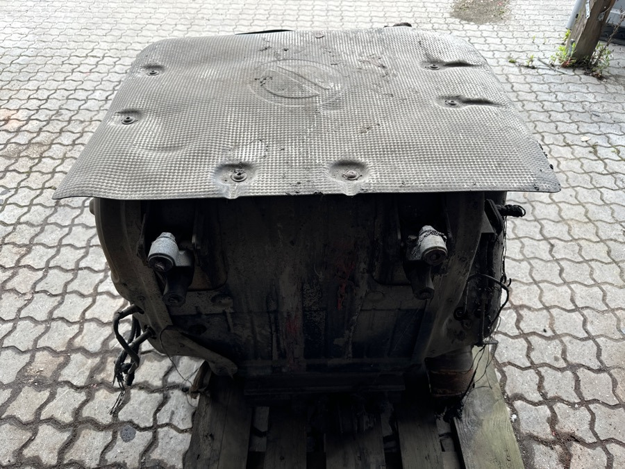 IVECO EXHAUST 5801448219 - Konvertuesi kataliktik për Kamioni: foto 2 IVECO EXHAUST 5801448219 - Konvertuesi kataliktik për Kamioni: foto 2