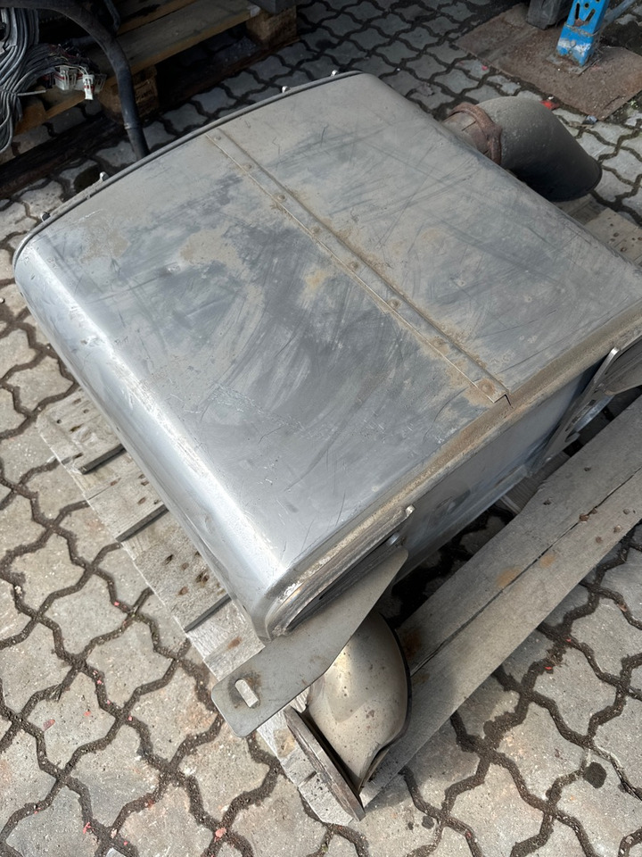 MAN EXHAUST 81.15101-0410 - Konvertuesi kataliktik për Kamioni: foto 2 MAN EXHAUST 81.15101-0410 - Konvertuesi kataliktik për Kamioni: foto 2