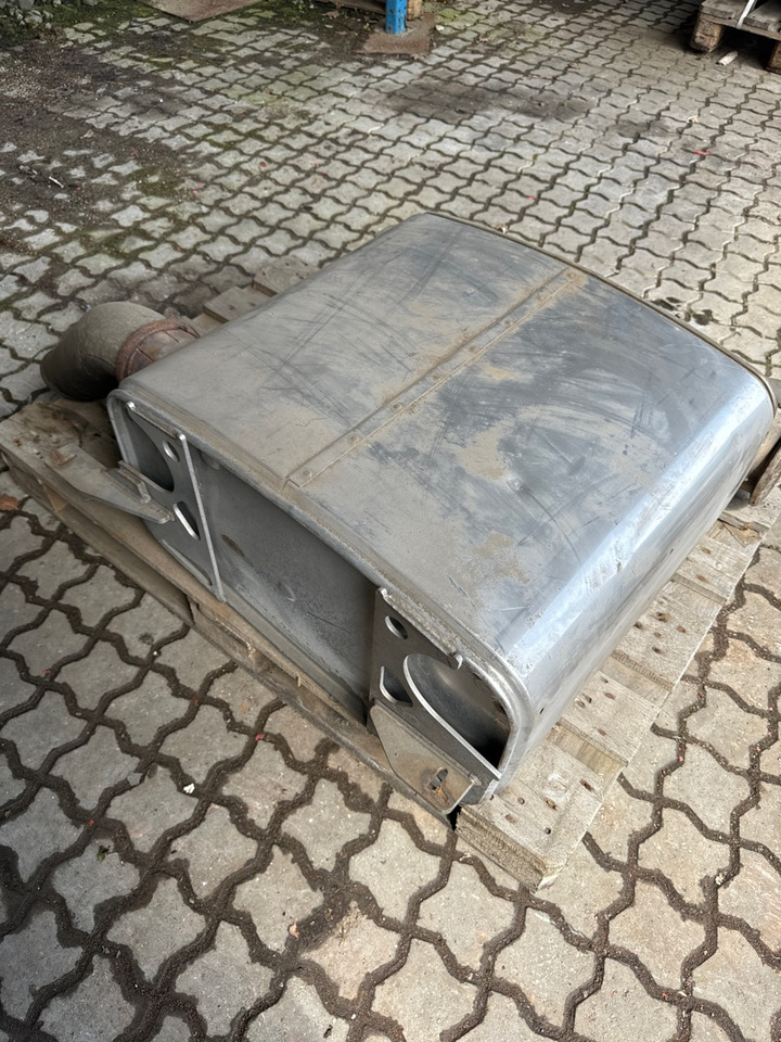 MAN EXHAUST 81.15101-0410 - Konvertuesi kataliktik për Kamioni: foto 1 MAN EXHAUST 81.15101-0410 - Konvertuesi kataliktik për Kamioni: foto 1