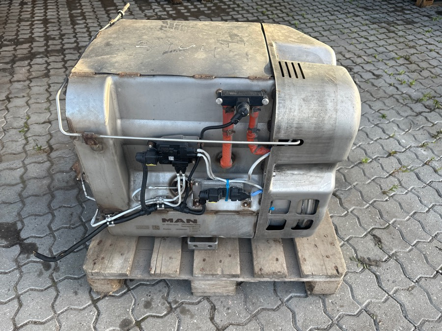 MAN EXHAUST 81.15101-6048 - Sistemi i shkarkimit për Kamioni: foto 1 MAN EXHAUST 81.15101-6048 - Sistemi i shkarkimit për Kamioni: foto 1