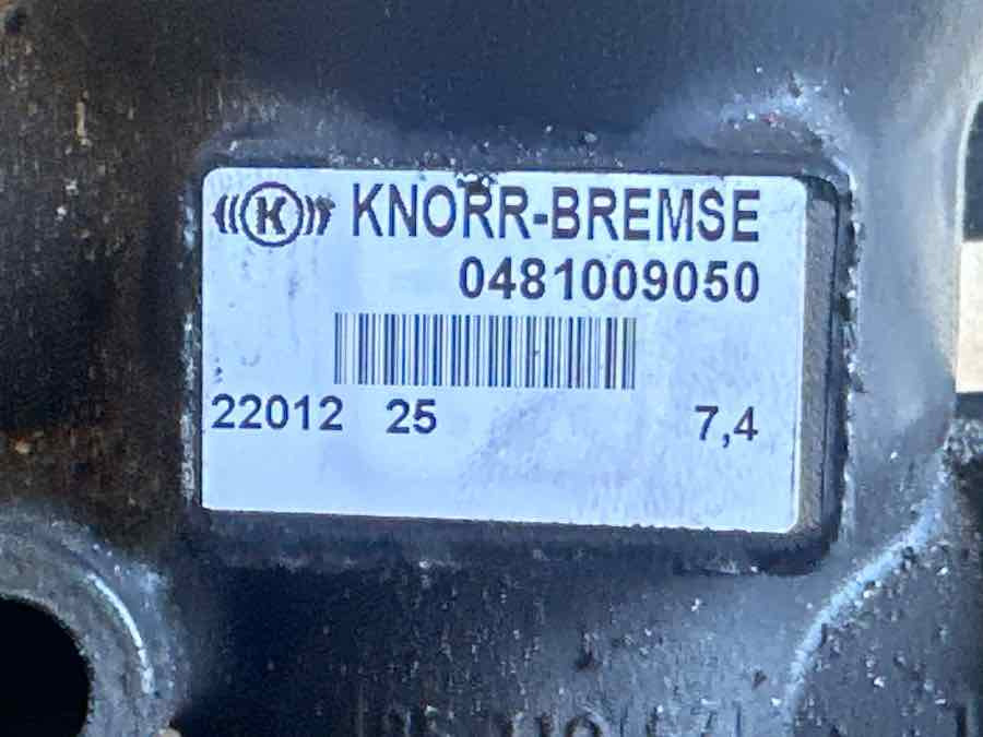 MAN VALVE 81.52161-6322 - Valvul frenave për Kamioni: foto 2 MAN VALVE 81.52161-6322 - Valvul frenave për Kamioni: foto 2