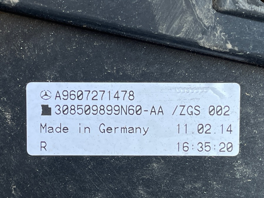 MERCEDES DOOR PANEL A9607271478 - Kabina dhe interier për Kamioni: foto 3 MERCEDES DOOR PANEL A9607271478 - Kabina dhe interier për Kamioni: foto 3