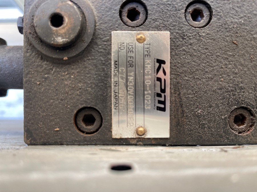 NEW HOLLAND VALVE KPM VENTIL TYPE :KMC10-1023 - Valvul frenave për Kamioni: foto 1 NEW HOLLAND VALVE KPM VENTIL TYPE :KMC10-1023 - Valvul frenave për Kamioni: foto 1