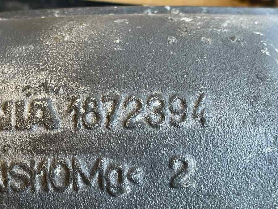 SCANIA FLANGE PIPE 1872394 - Tubi i marrjes së ajrit: foto 2 SCANIA FLANGE PIPE 1872394 - Tubi i marrjes së ajrit: foto 2