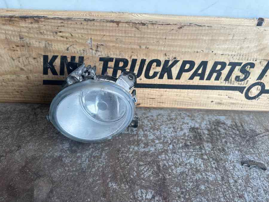 SCANIA FOG LAMP 1852573 - Dritat/ Ndriçimi për Kamioni: foto 1 SCANIA FOG LAMP 1852573 - Dritat/ Ndriçimi për Kamioni: foto 1