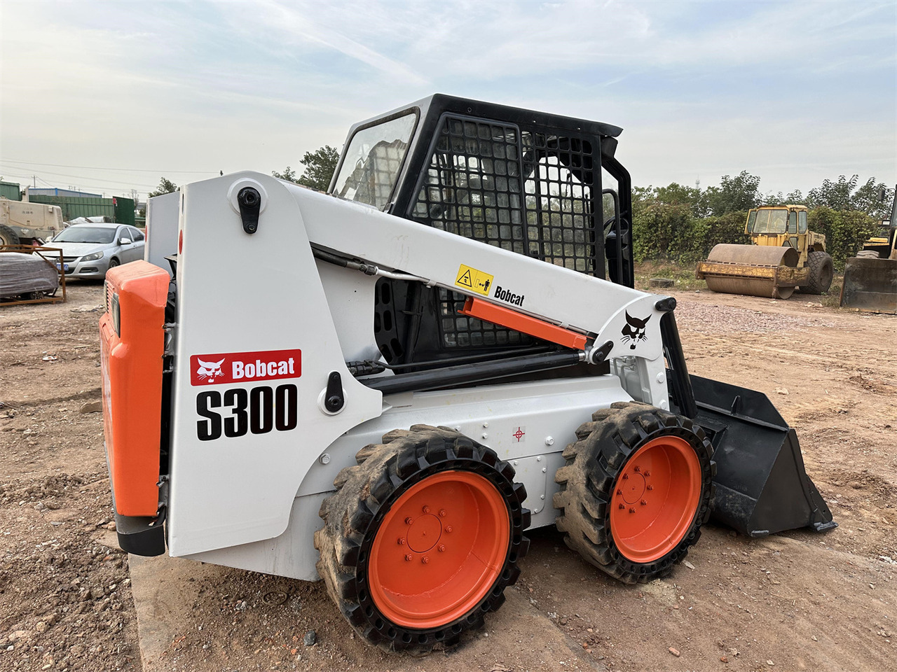 BOBCAT S300 - Mini fadrom: foto 5 BOBCAT S300 - Mini fadrom: foto 5